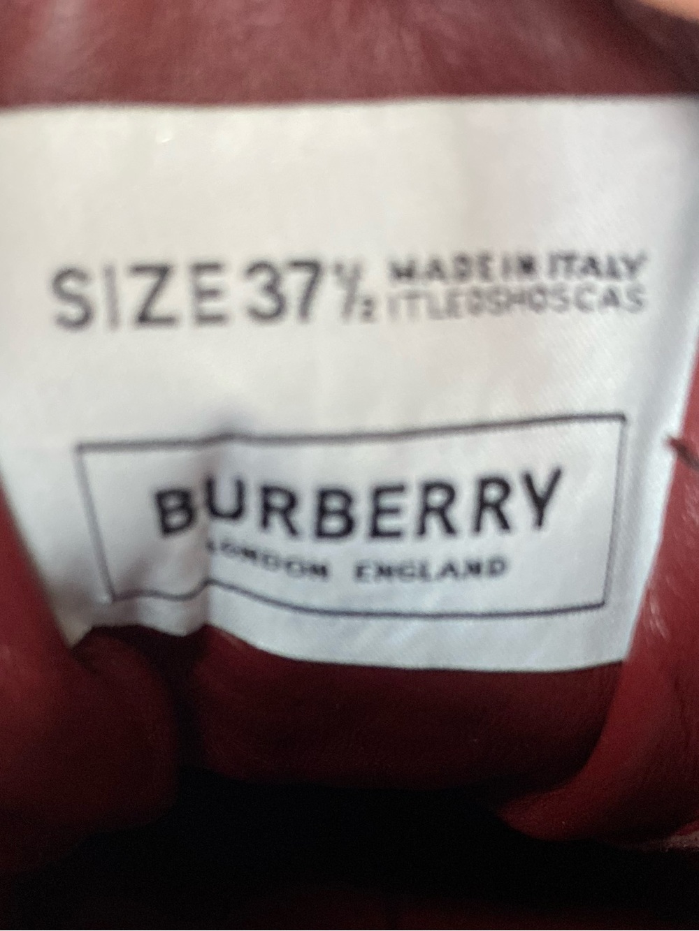 BURBERRY Red and Pink Lace-Up Strap Sneakers - Picture 5 of 15